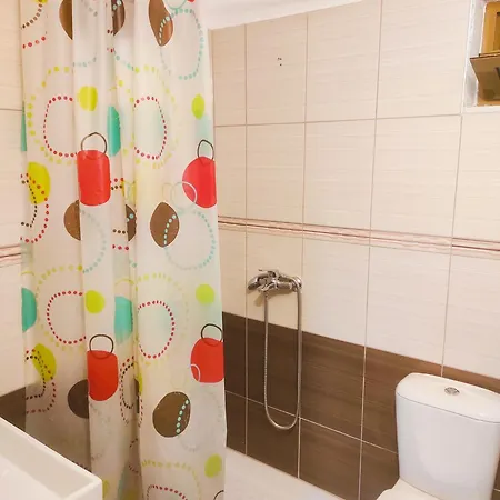 Nina's * Gjirokastër